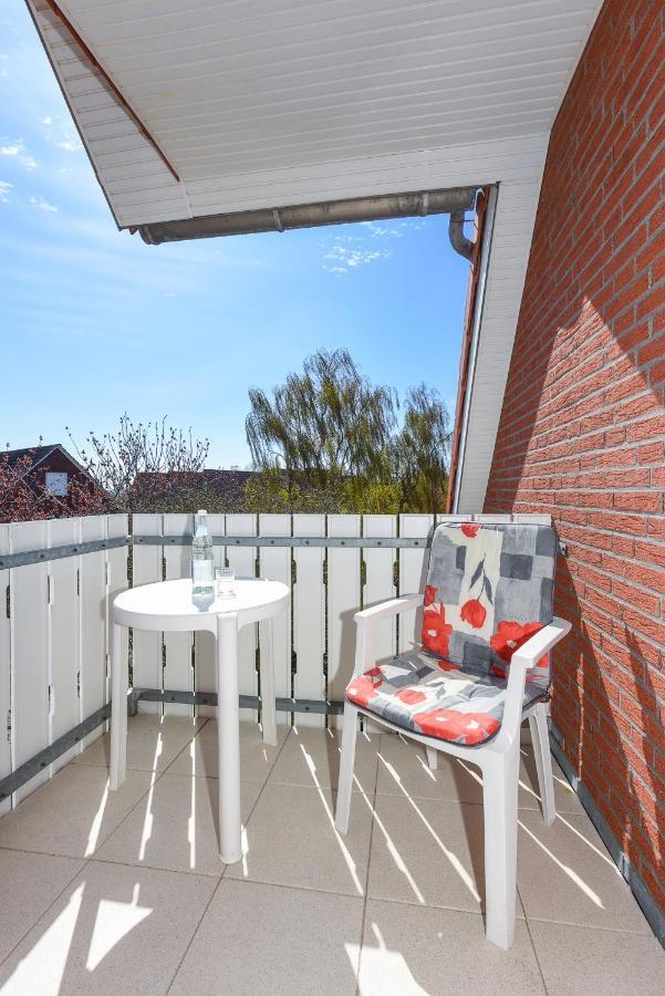 Hotel-Pension Stoertebeker Bensersiel Extérieur photo