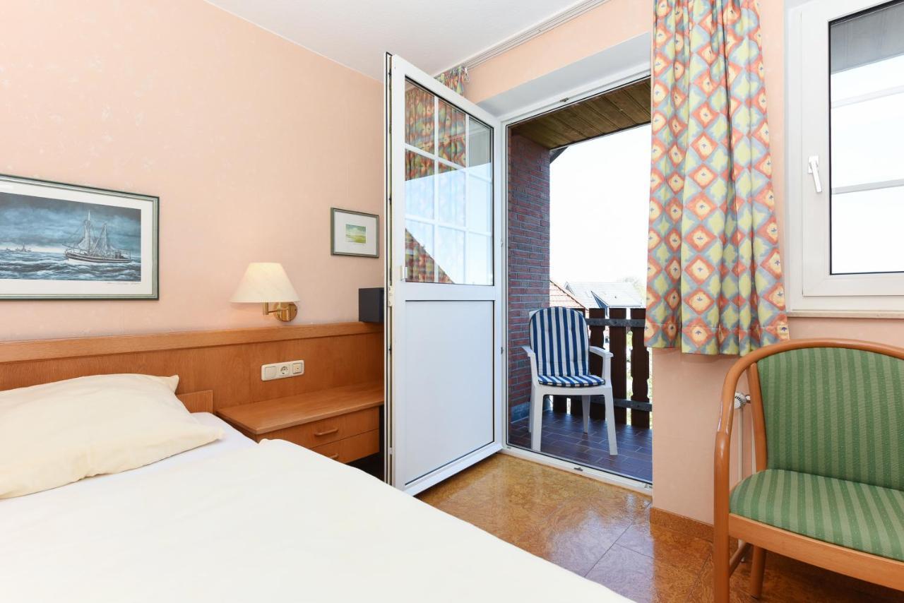 Hotel-Pension Stoertebeker Bensersiel Extérieur photo
